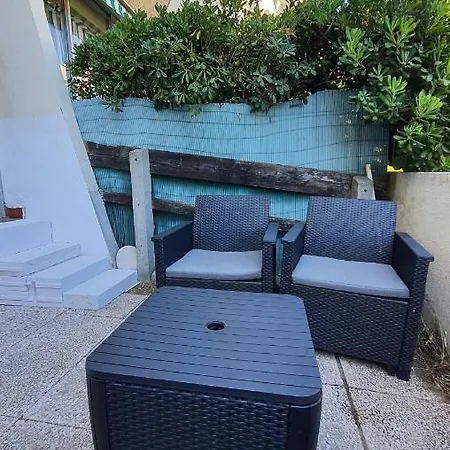 24137 Port Camargue, Piscine, Climatisation, 4 Personnes Apartmán