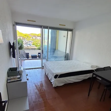 137 Port Camargue, Piscine, Climatisation, 4 Personnes